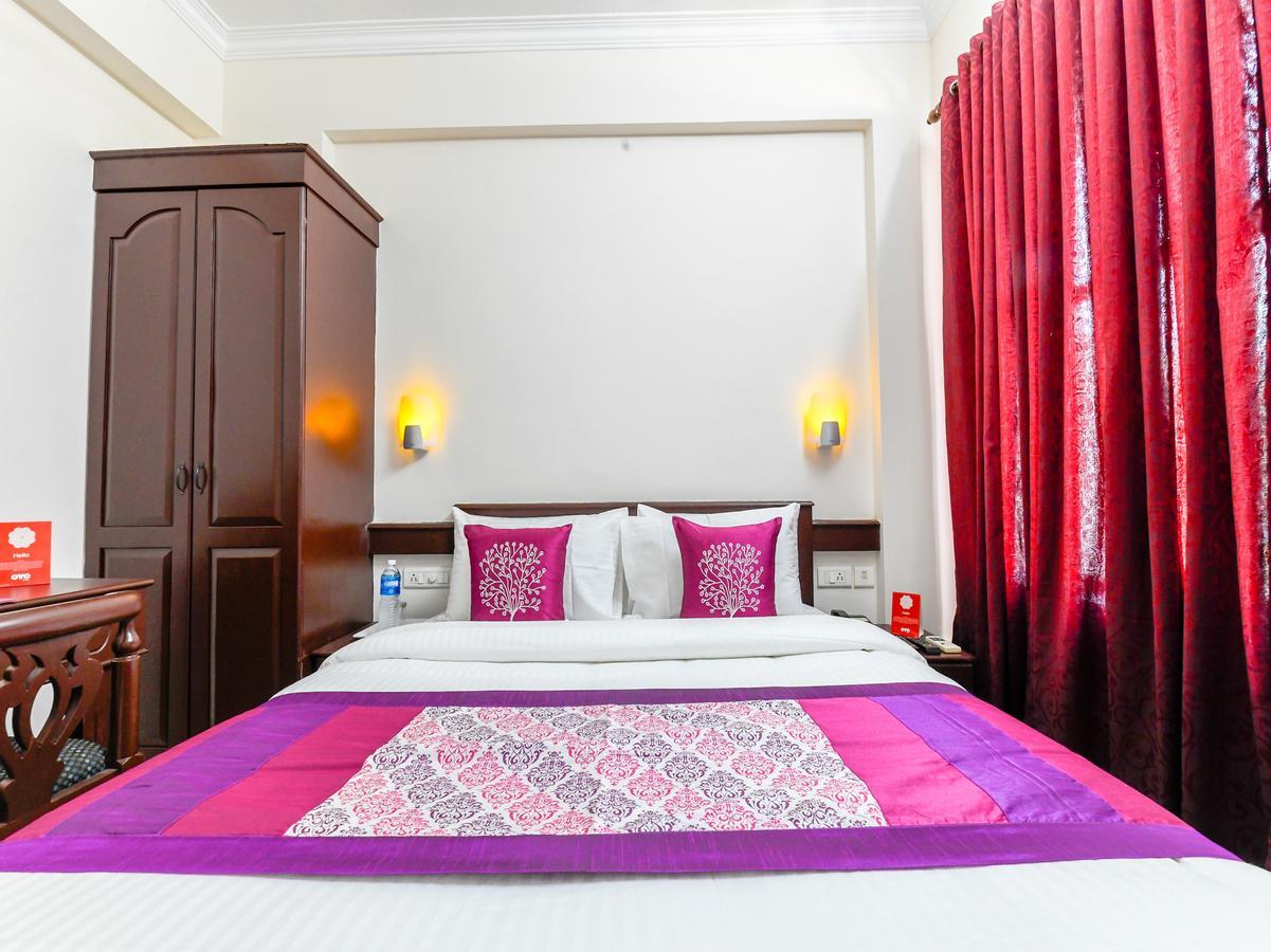 Oyo 11309 Hotel Green Land Residency Kochi Exterior foto